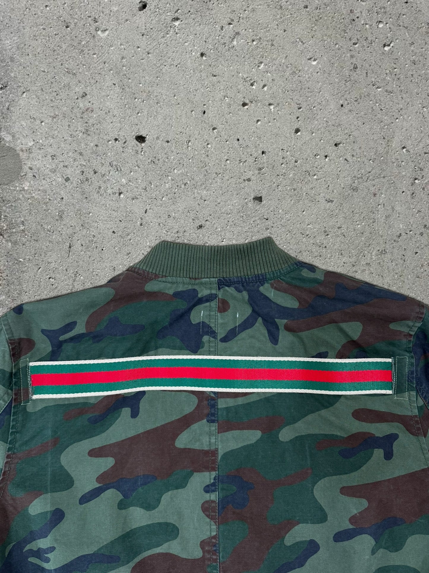 GREEN CAMO JACKET RED TRIM - M