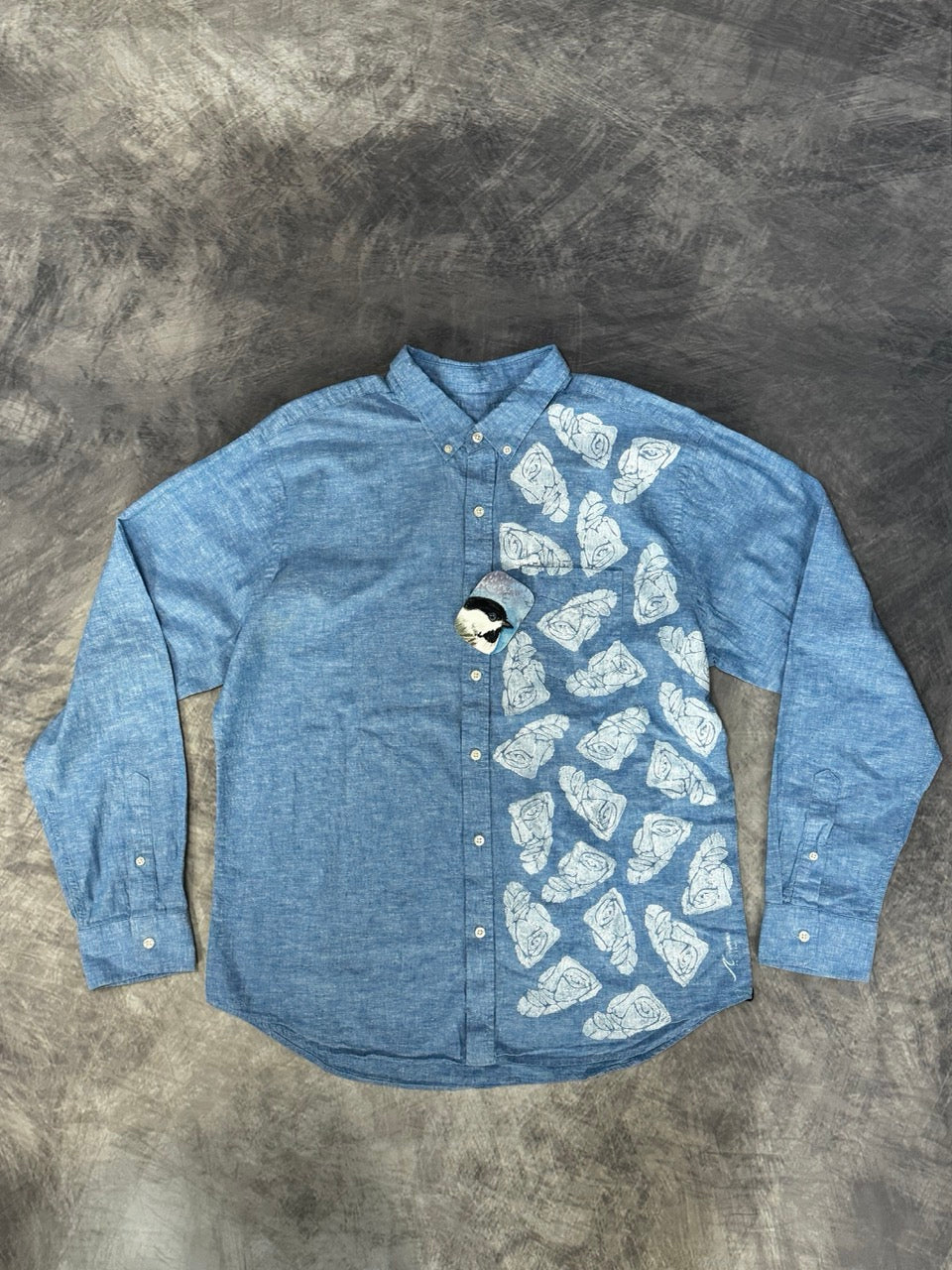 HALF FACE BLUE LINEN SHIRT - LONG SLEEVE - M