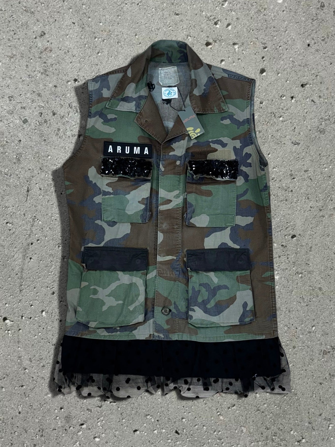 GREEN CAMO TULLE DRESS + WHITE SHIRT - SET - M