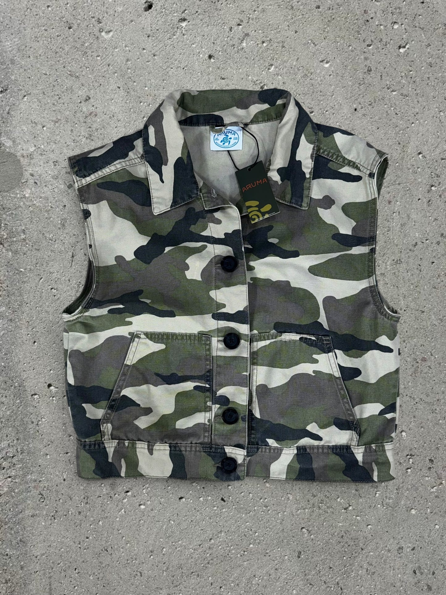 GREEN CAMO VEST + OLIVE GREEN PANTS + LIGHT GREEN TOP - SET - S