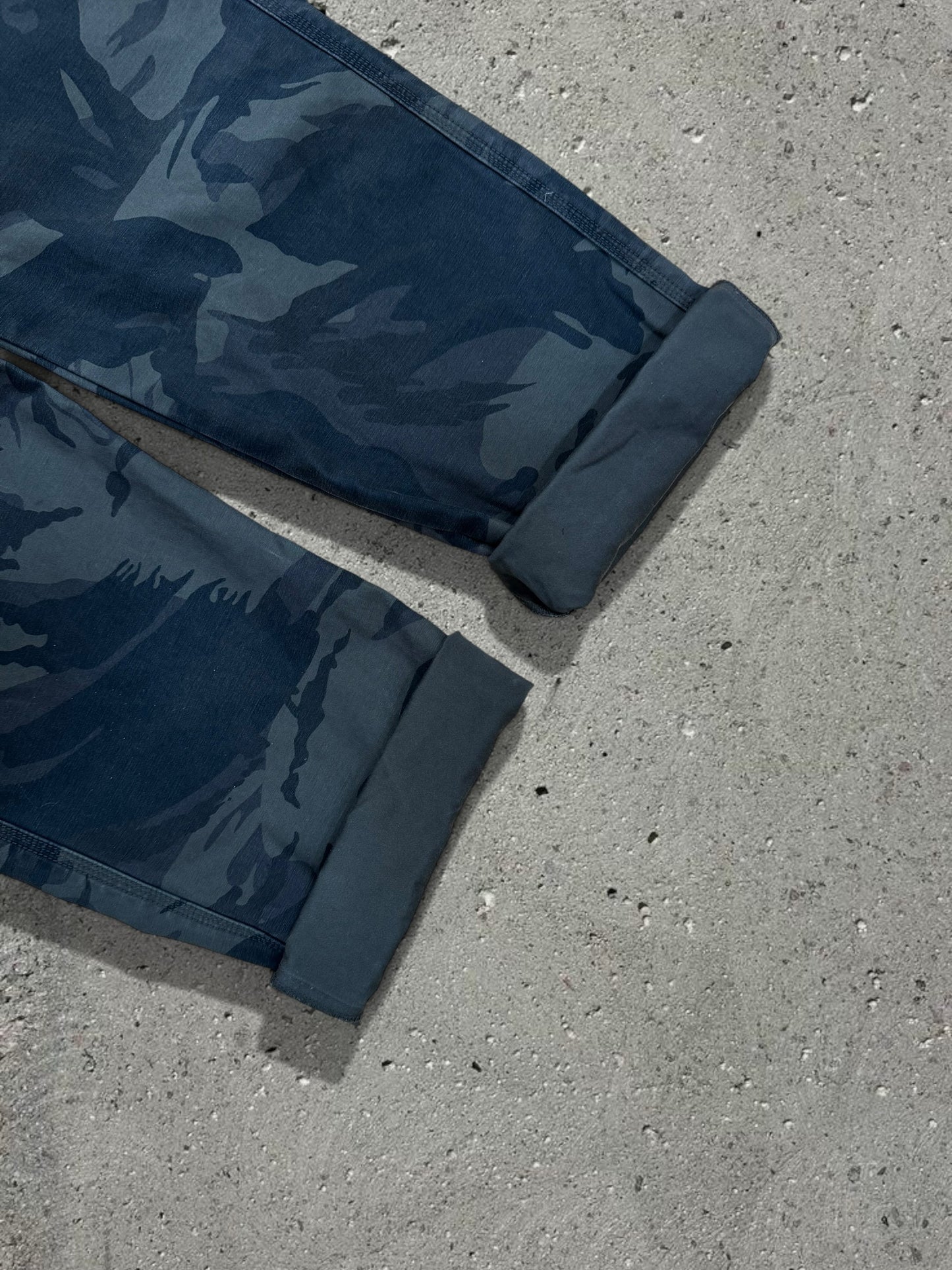 GREY CAMO OVERALLS  + LIGHT BLUE SHIRT + BROWN WOOL SWEATER - SET - M