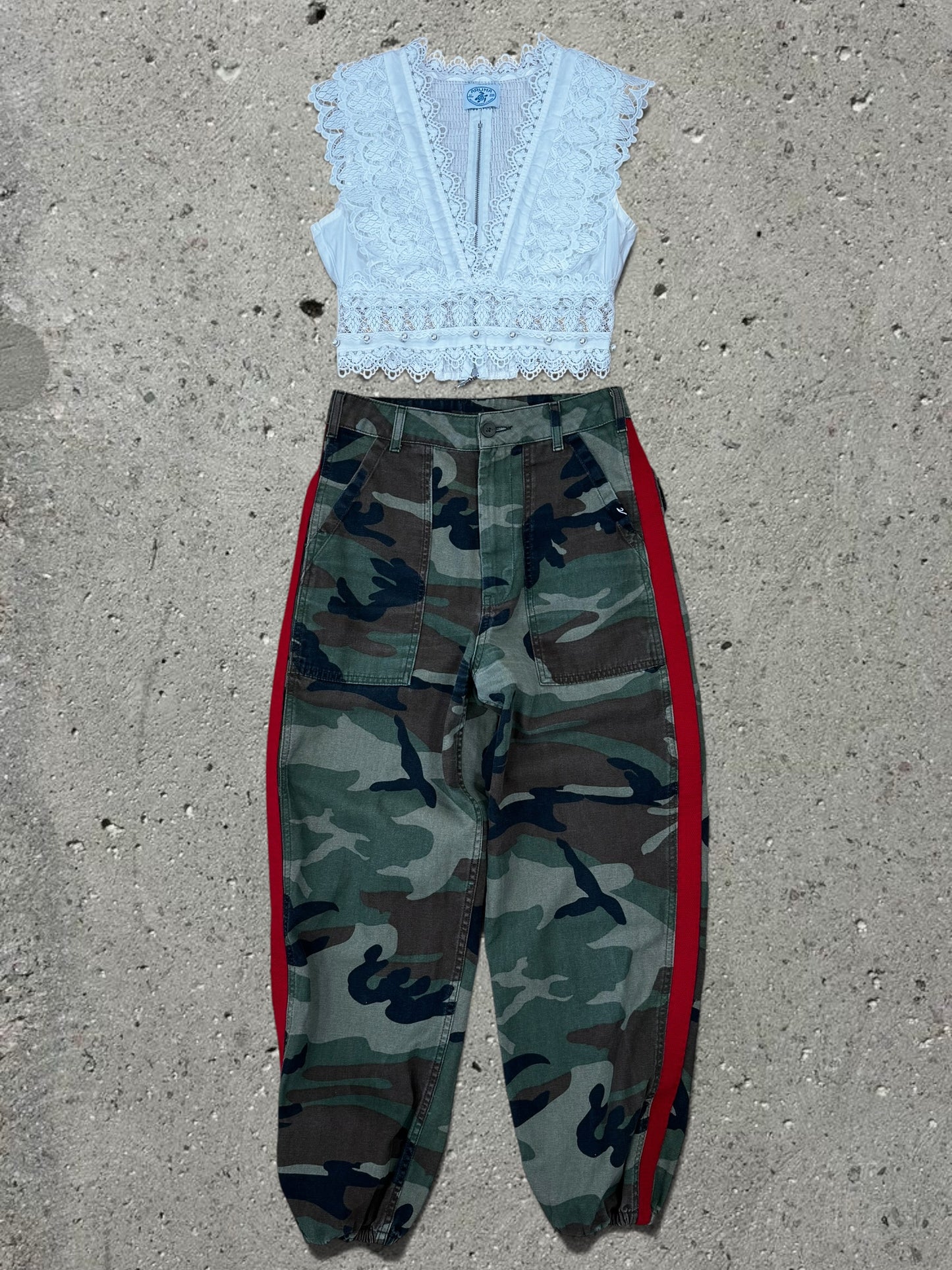 GREEN CAMO RED TRIM PANTS + WHITE CROP TOP REMOVABLE PEARLS - SET - S/M