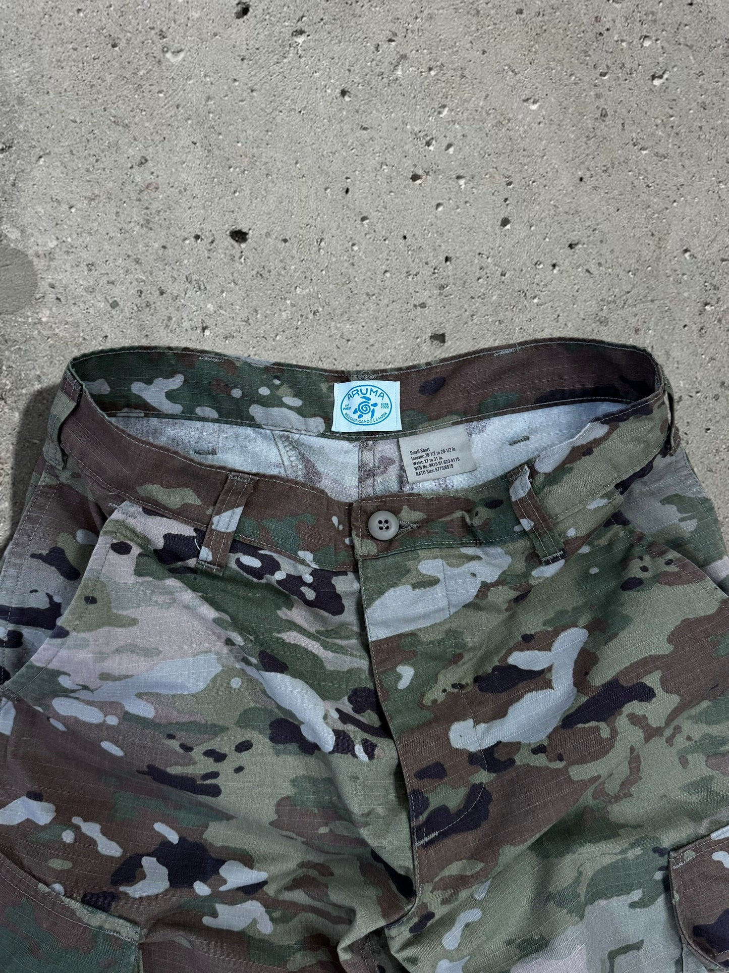 GREEN CAMO KNEE PATCH PANTS + CREAM KNIT SHIRT - SET - S/M