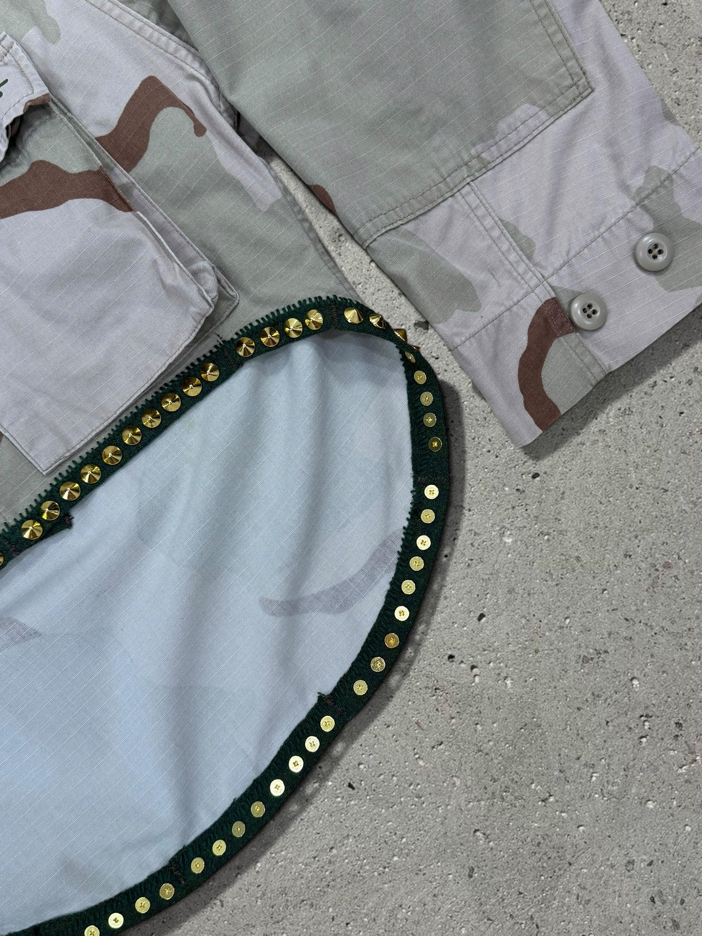BROWN CAMO CROP TOP JACKET + CREAM WIDE LEG TROUSERS LINEN - SET - M