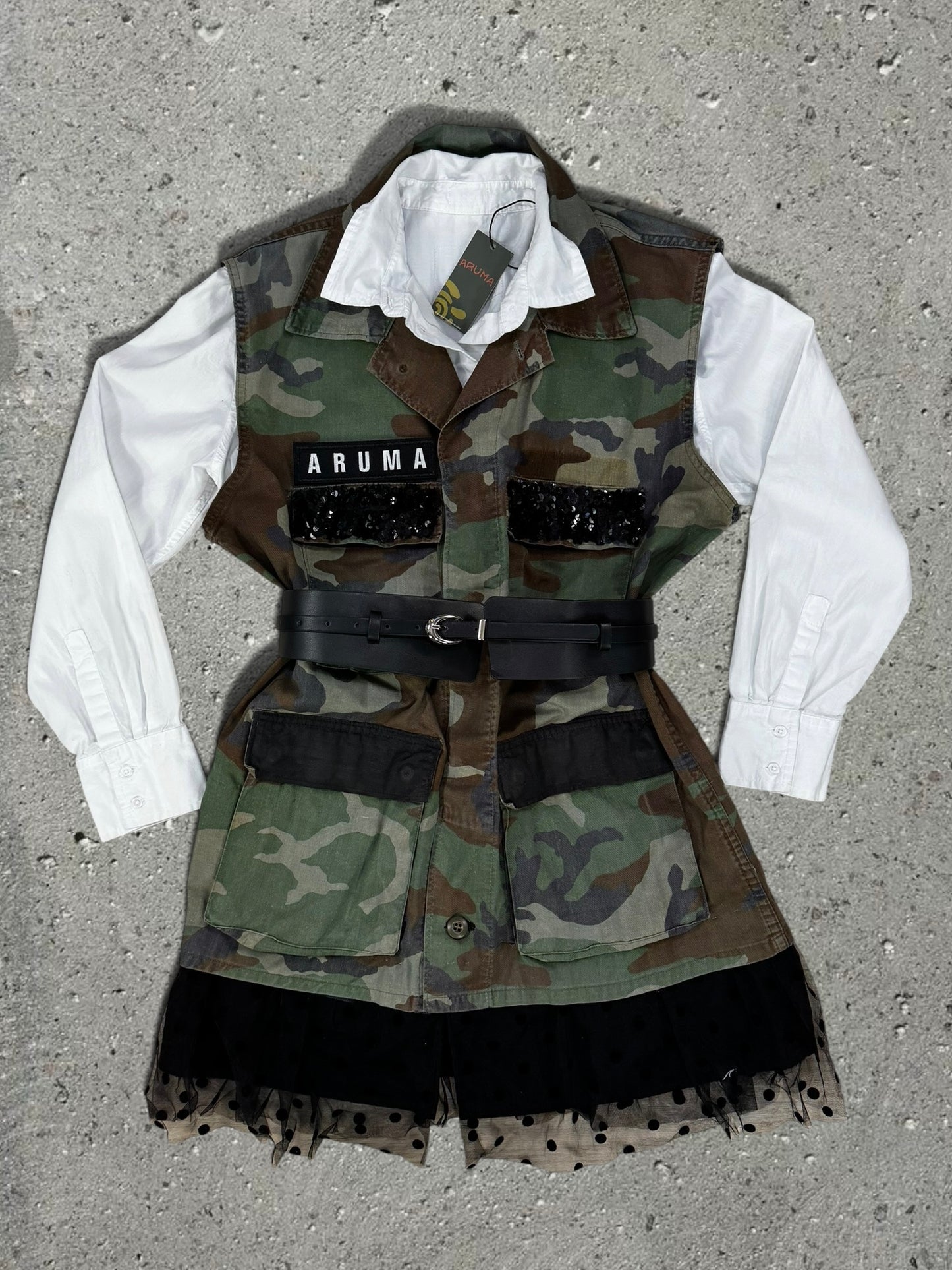 GREEN CAMO TULLE DRESS + WHITE SHIRT - SET - M