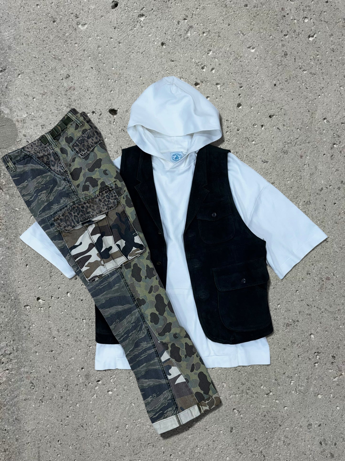 MULTIPATTERN CAMO ANIMAL PRINT PANTS + WHITE HOODIE SHIRT + GREEN SUEDE LEATHER VEST TOP - SET - M/L