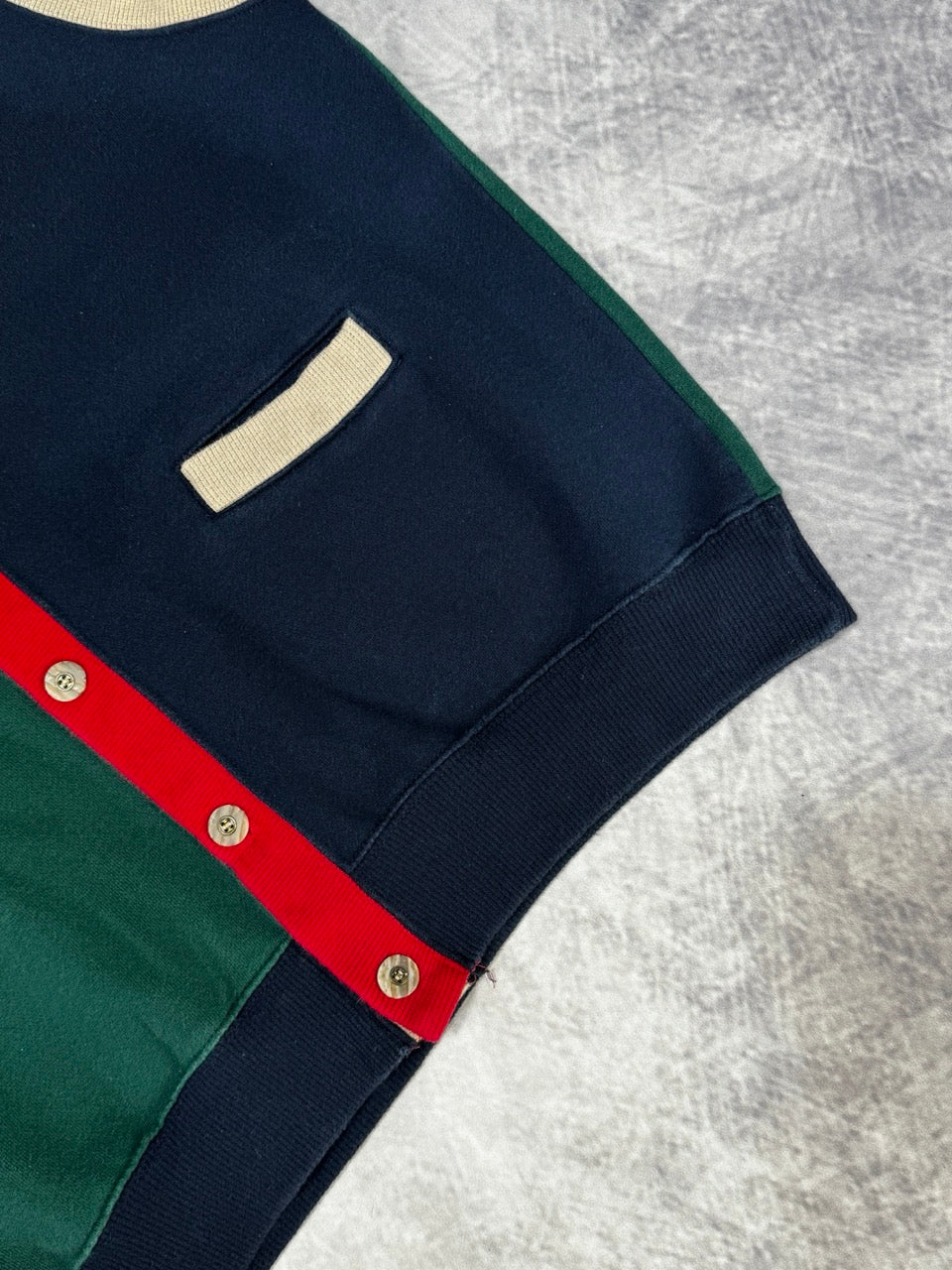 MULTICOLORED VEST - M