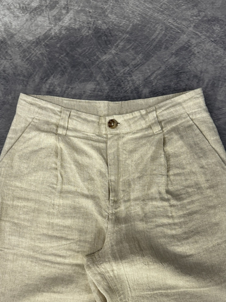 BEIGE LINEN TROUSERS - ONE LEG PATTERN - M