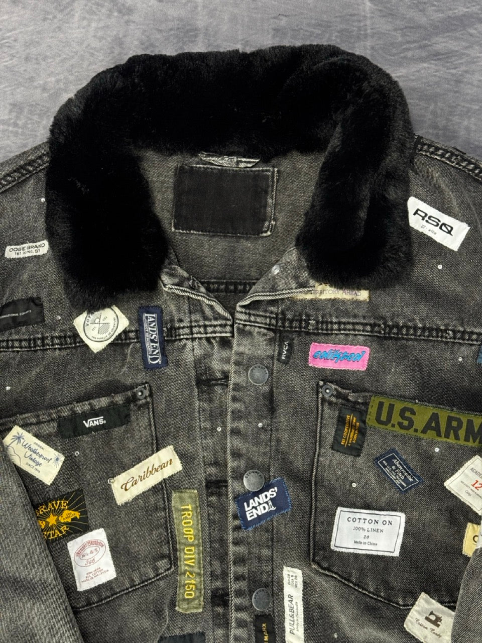 BLACK LABEL PATCHES DENIM JACKET - M