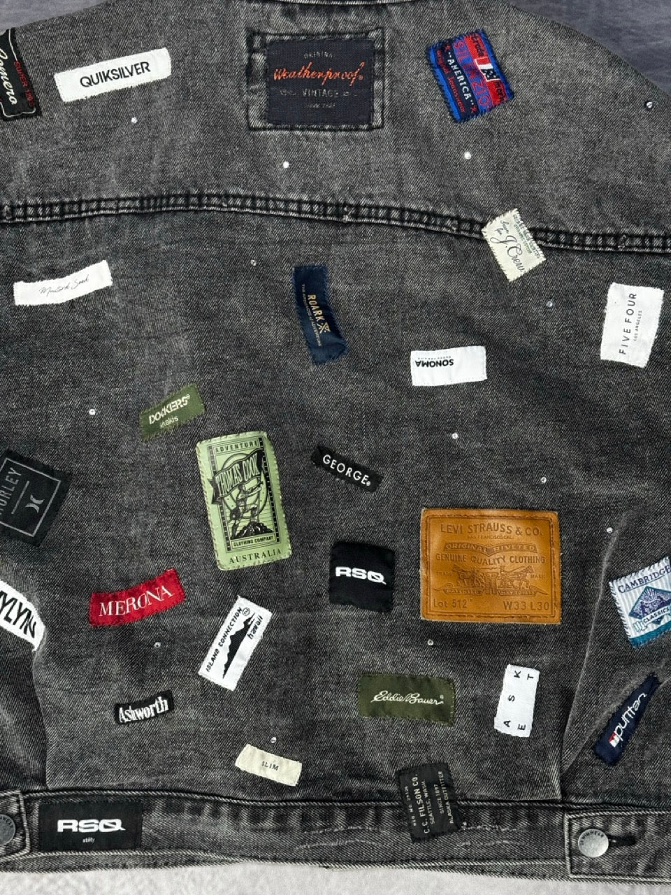 BLACK LABEL PATCHES DENIM JACKET - M