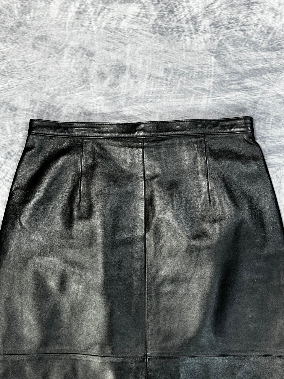 1990S BLACK LEATHER CLASSIC SKIRT - 8