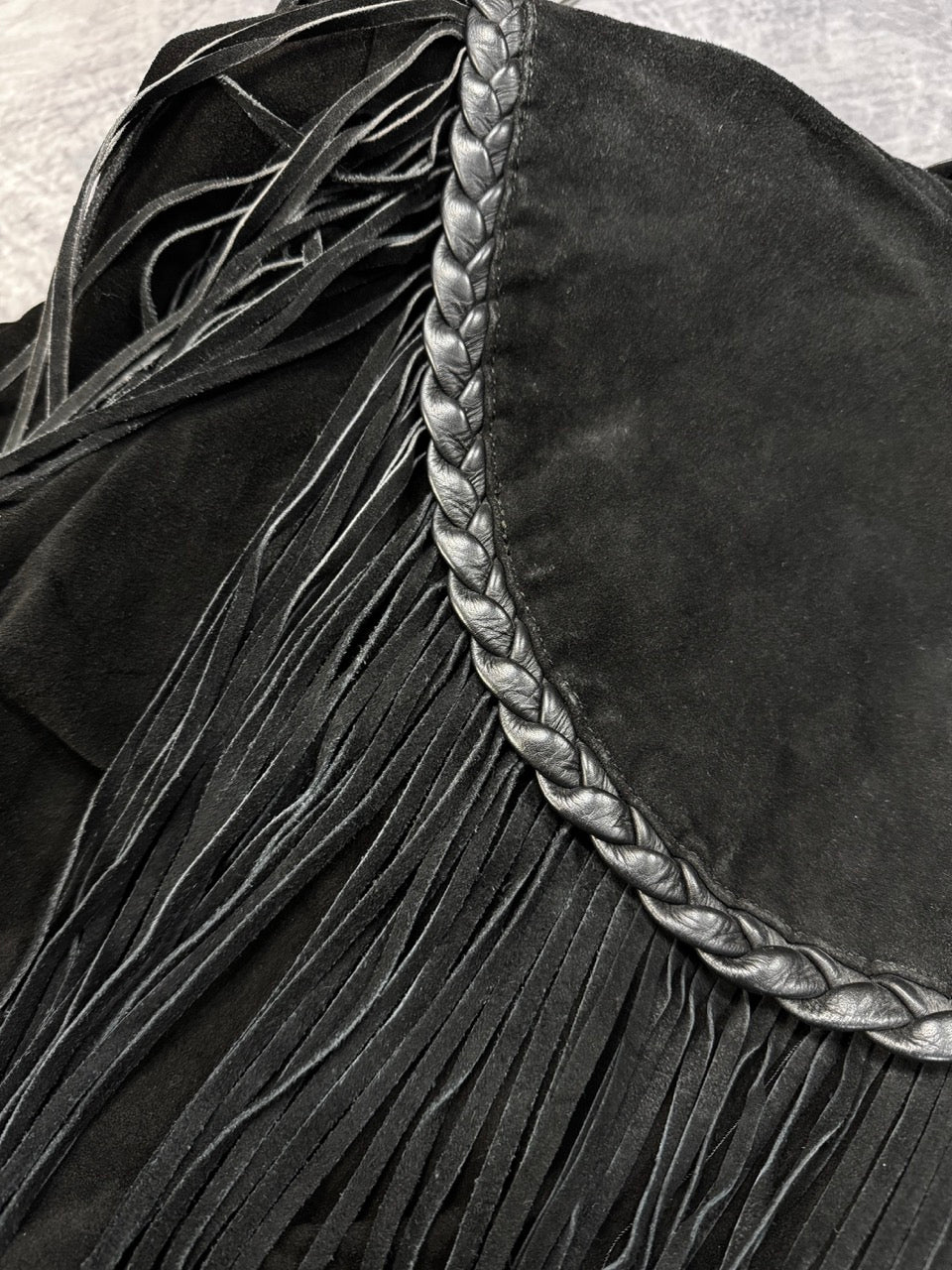 1980S BLACK SUEDE WESTERN FRINGE COWGIRL JACKET - M