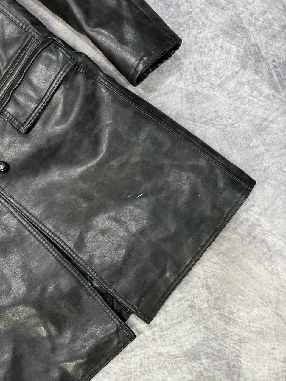 1990S BLACK ITALIAN LEATHER COAT - S