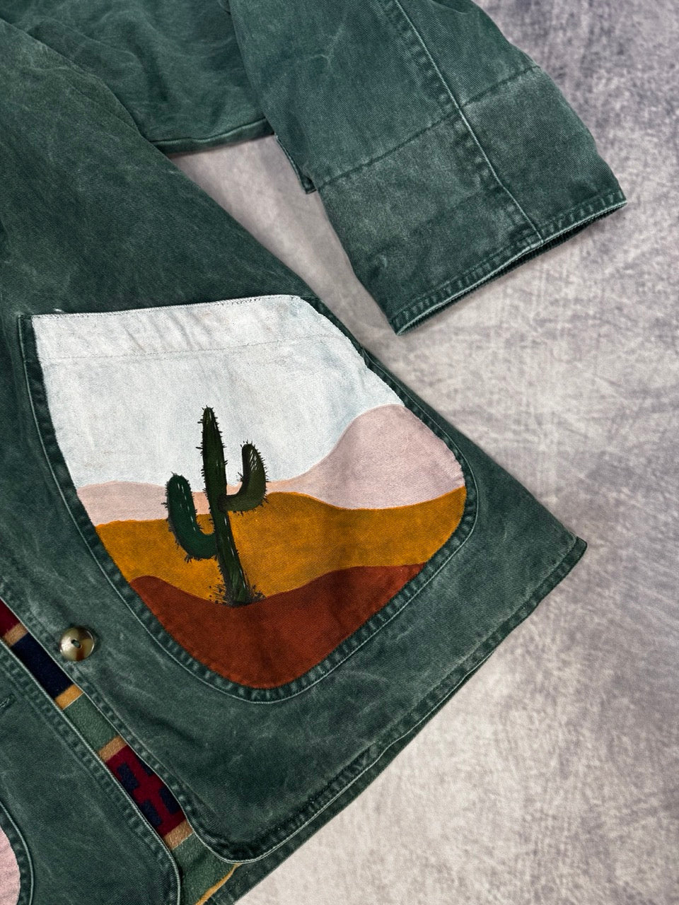 DESERT- GREEN JACKET - M
