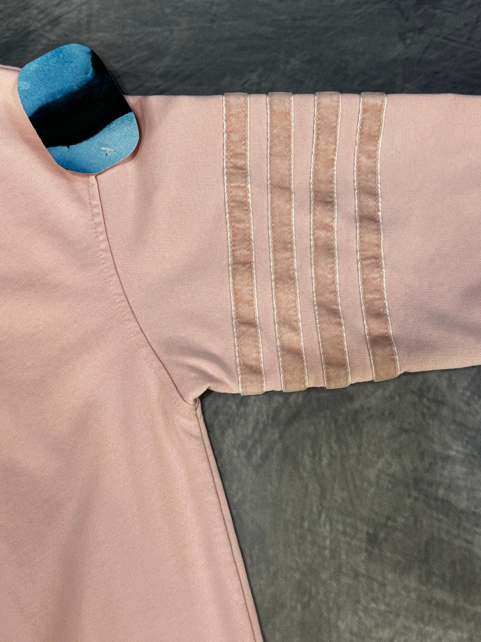 CHILL OUT PINK SWEATER - M